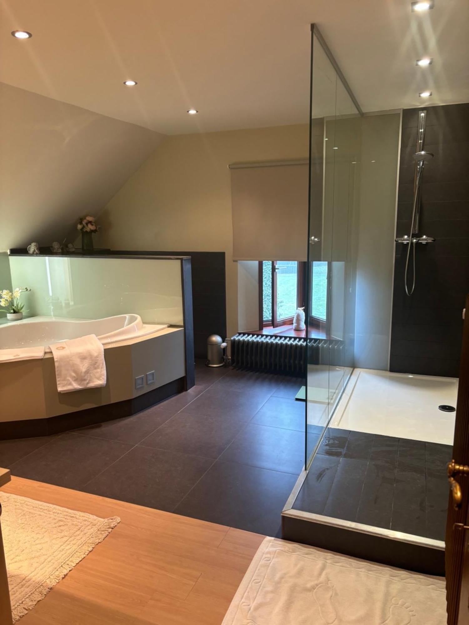 Sophia Rooms 14 Maasmechelen Eksteriør billede